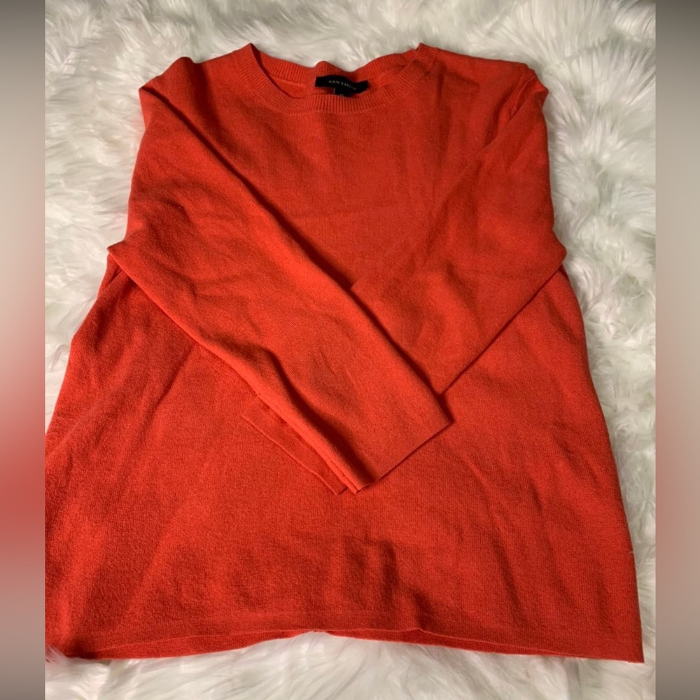 Ann Taylor Sweater Size Medium